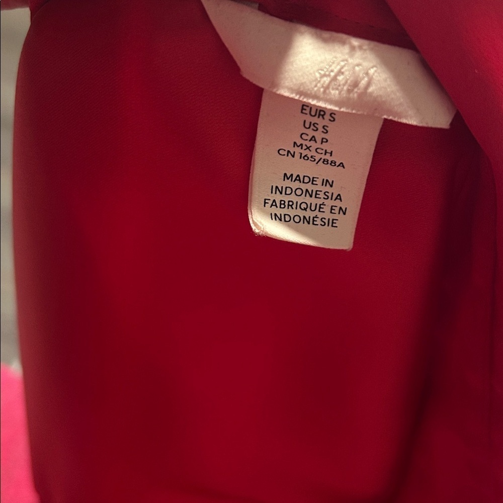 H&M Pink Oversized Button Down Blouse Size Small - Like New - Picture 8 of 11